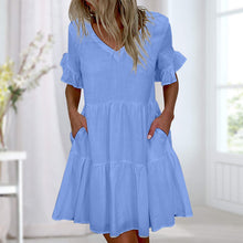 Ladda upp bild till gallerivisning, Enfärgad klänning med V-ringad