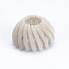 Ladda upp bild till gallerivisning, Sammet Nest Scrunchie