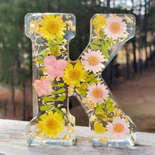 Ladda upp bild till gallerivisning, Blommigt harts nattljus