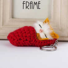 Ladda upp bild till gallerivisning, Söt sovande kattunge nyckelring