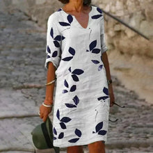 Ladda upp bild till gallerivisning, Lövmönster kortärmad klänning