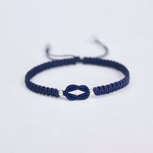 Ladda upp bild till gallerivisning, Linked Together Handgjort flätat armband