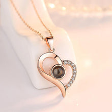 Ladda upp bild till gallerivisning, Love Projection Heart Halsband