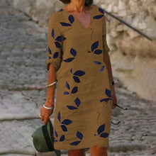 Ladda upp bild till gallerivisning, Lövmönster kortärmad klänning