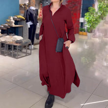 Ladda upp bild till gallerivisning, Lång lös klänning med sidoslits och slag