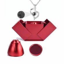 Ladda upp bild till gallerivisning, Love Projection Heart Halsband