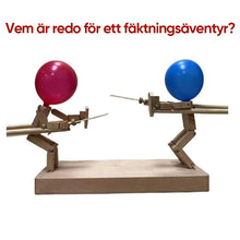 Ladda upp bild till gallerivisning, Handgjorda staketdockor i trä