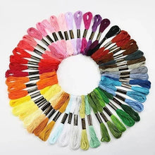 Ladda upp bild till gallerivisning, Broderi tryckt pappersset