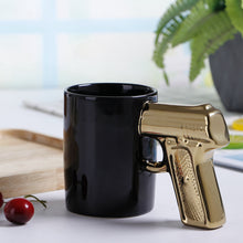 Ladda upp bild till gallerivisning, Muggar med pistolgrepp
