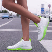 Ladda upp bild till gallerivisning, Mesh Dam Sneakers | Andas & Halkfri sula