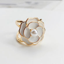 Ladda upp bild till gallerivisning, đŒCamellia halsduk spĂ€nne