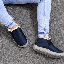 Ladda upp bild till gallerivisning, Vattentäta och halksäkra snöstövlar