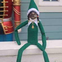 Ladda upp bild till gallerivisning, Julklapp Snoop På En Stoop Julnissedocka