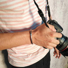 Ladda upp bild till gallerivisning, Par Stål Armband Modell i Titan