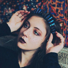 Ladda upp bild till gallerivisning, Diadem i kristallkrona