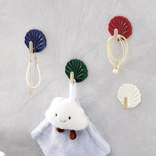 Ladda upp bild till gallerivisning, Lätt lyxig skalformad krok