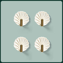 Ladda upp bild till gallerivisning, Lätt lyxig skalformad krok