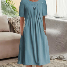 Ladda upp bild till gallerivisning, Enfärgad crewneck plisserad klänning