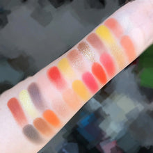 Ladda upp bild till gallerivisning, Ögonskuggspalett med 72 färger