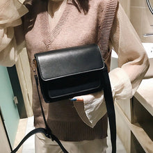 Ladda upp bild till gallerivisning, Enkel crossbody retro liten fyrkantig väska