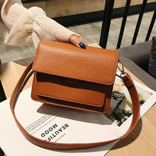 Ladda upp bild till gallerivisning, Enkel crossbody retro liten fyrkantig väska