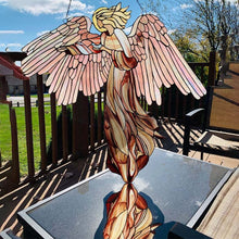 Ladda upp bild till gallerivisning, Elegant ängelhänge