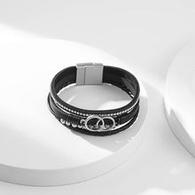Ladda upp bild till gallerivisning, Läderarmband i flera lager