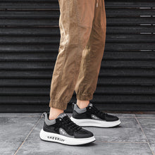 Ladda upp bild till gallerivisning, Tjocksulade sneakers i duntyg