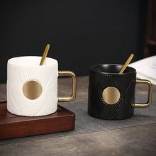 Ladda upp bild till gallerivisning, Korrugerad trendig kaffekopp (med sked)