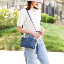 Ladda upp bild till gallerivisning, AxelvÀska med stor kapacitet