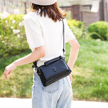 Ladda upp bild till gallerivisning, AxelvÀska med stor kapacitet