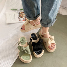 Ladda upp bild till gallerivisning, Elegante Schleifensandalen mit Plateausohle für Damen