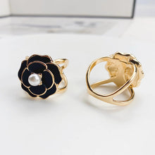 Ladda upp bild till gallerivisning, đŒCamellia halsduk spĂ€nne