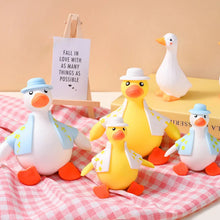 Ladda upp bild till gallerivisning, Stressavlastningsleksaker Dress Up Duck