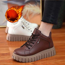 Ladda upp bild till gallerivisning, Populära lågskurna stövlar med tjock sula