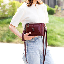 Ladda upp bild till gallerivisning, AxelvÀska med stor kapacitet