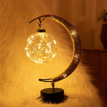 Ladda upp bild till gallerivisning, Handgjord garnrottingboll LED månformad lampa