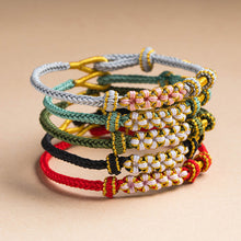 Ladda upp bild till gallerivisning, Persikoblommknyt Armband
