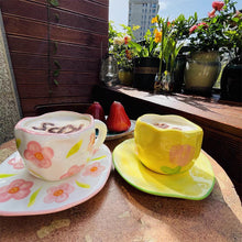 Ladda upp bild till gallerivisning, HandmÄlad kreativ kaffemugg, keramisk tekopp och fatset