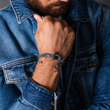 Ladda upp bild till gallerivisning, U-format Nylon flätat armband