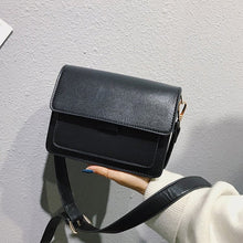 Ladda upp bild till gallerivisning, Enkel crossbody retro liten fyrkantig väska