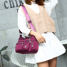 Ladda upp bild till gallerivisning, Axelremsväska Med Flera Fickor