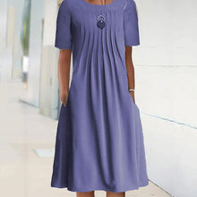 Ladda upp bild till gallerivisning, Enfärgad crewneck plisserad klänning