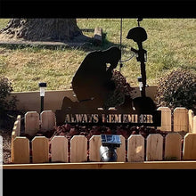 Ladda upp bild till gallerivisning, Memorial Soldiers Decoration