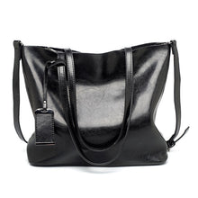 Ladda upp bild till gallerivisning, Väska i konstläder för kvinnor