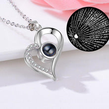 Ladda upp bild till gallerivisning, Love Projection Heart Halsband