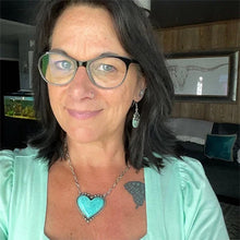 Ladda upp bild till gallerivisning, Boho turkos hjärtsmycke halsband