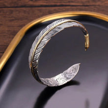 Ladda upp bild till gallerivisning, Vintage fjäderarmband