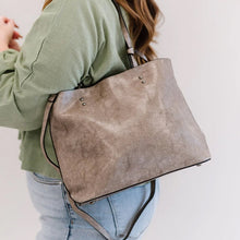 Ladda upp bild till gallerivisning, Väska i konstläder för kvinnor