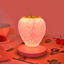 Ladda upp bild till gallerivisning, Strawberry nattlampa mjuk silikon bordslampa